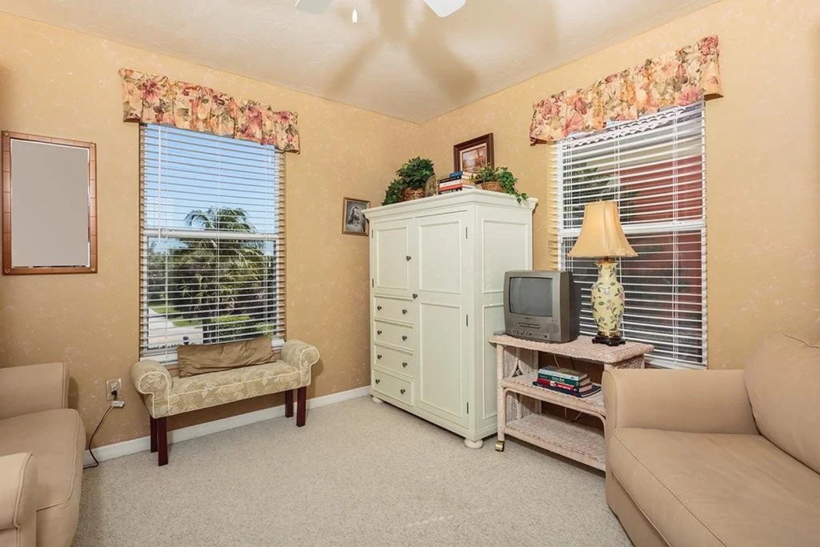 Brightmore Gulf Front 5 Br home by RedAwning