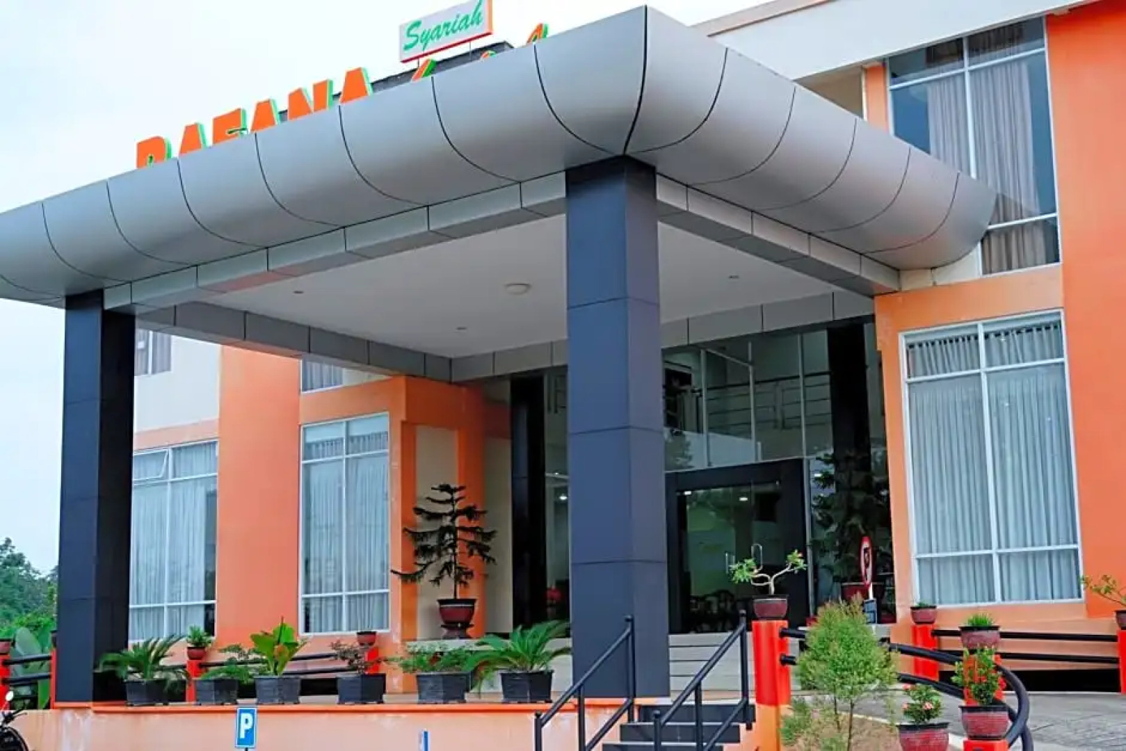 Rafana Syariah Hotel