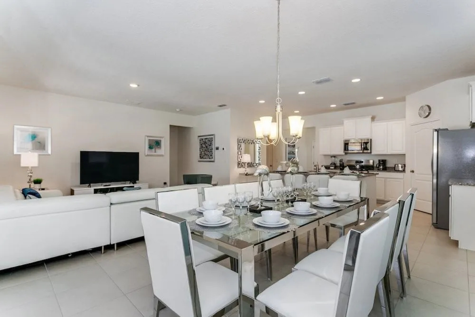 Oakwood Stree Villa Solterra 7041