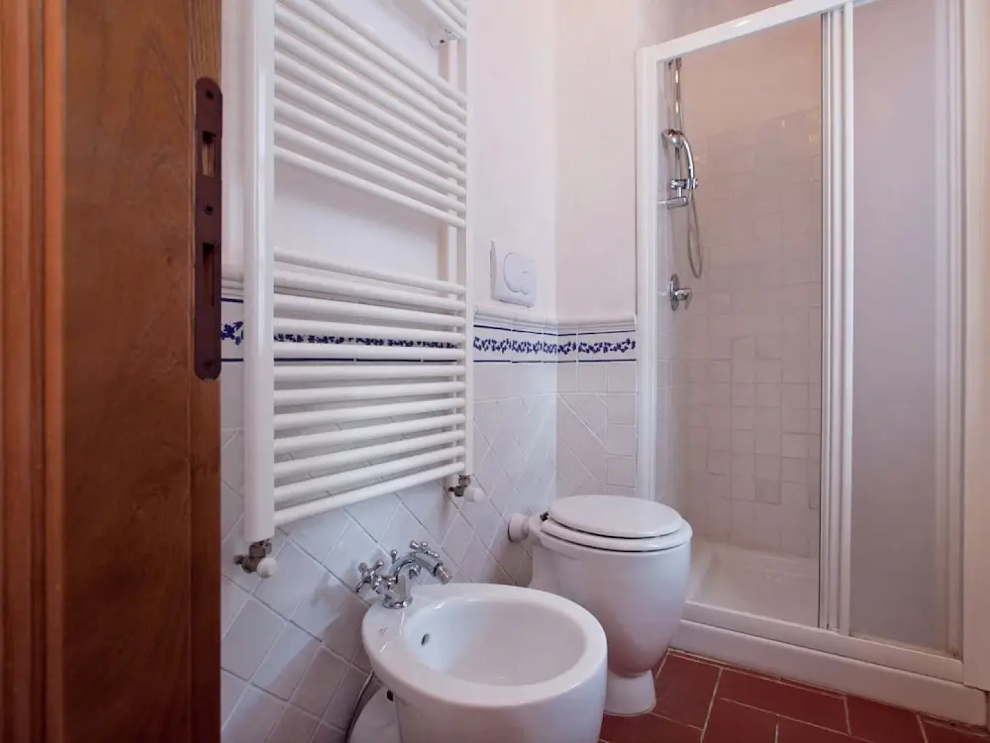 Farmhouse in Loro Ciuffenna With Pool & Garden