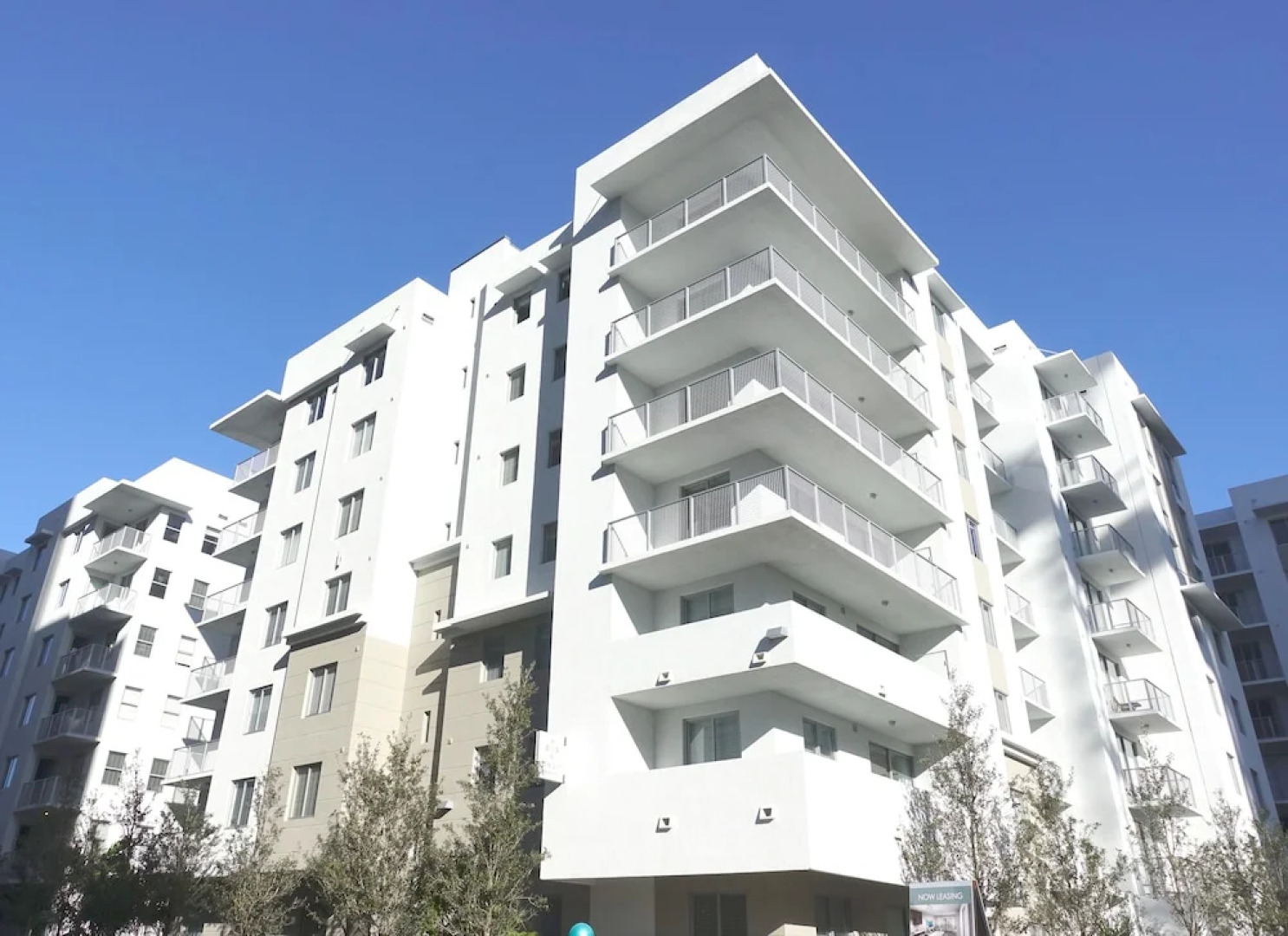 Pearl by Miami Vacations