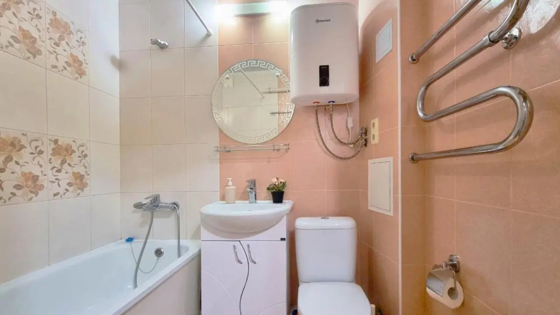 Niki Rent на Академика Жук 12