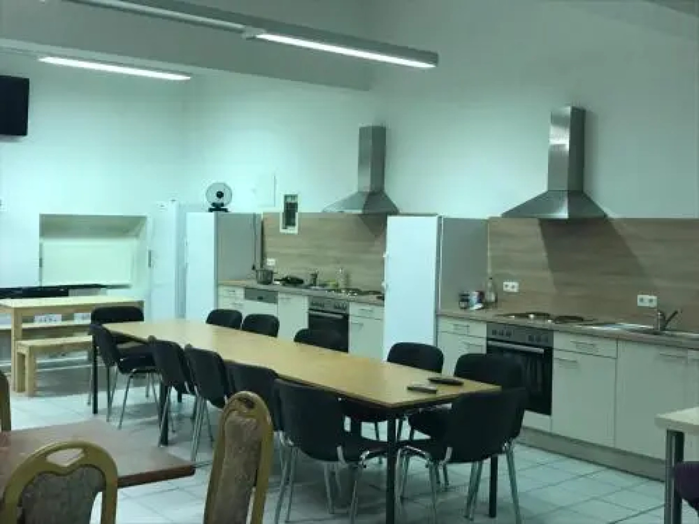 Montagehotel Bed  Steel