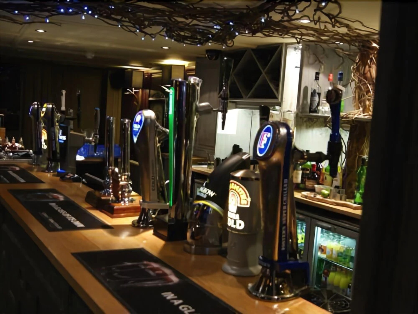 No1 Hotel & Wine Lounge