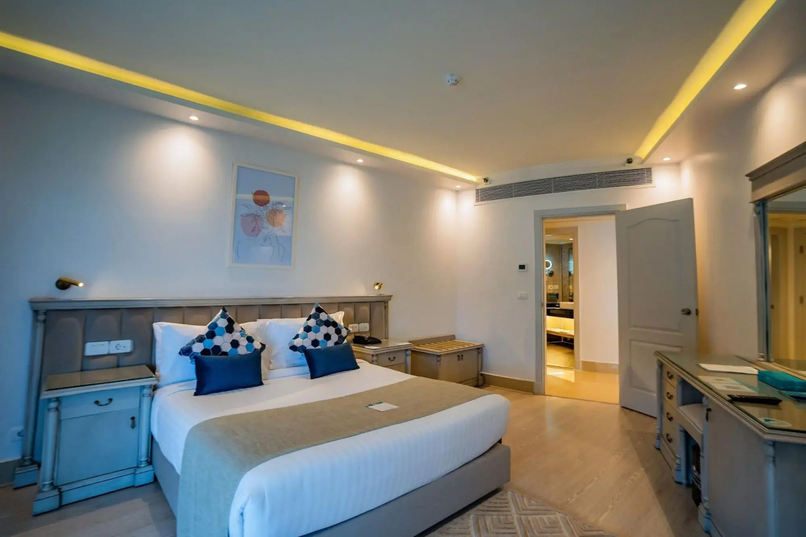 SUNRISE Alex Avenue Hotel