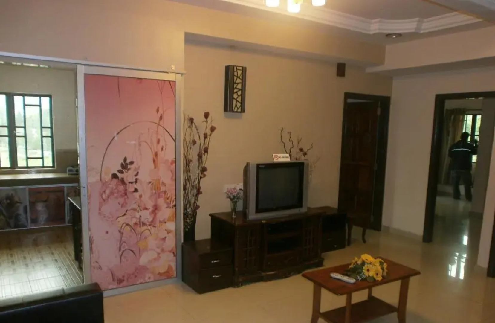 Jarzmin 2 Rooms Apartment