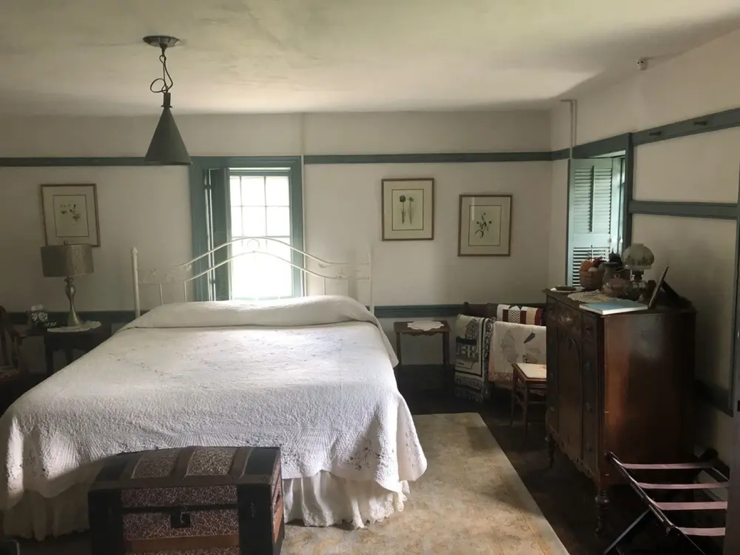 Headley Inn Bed and Breakfast