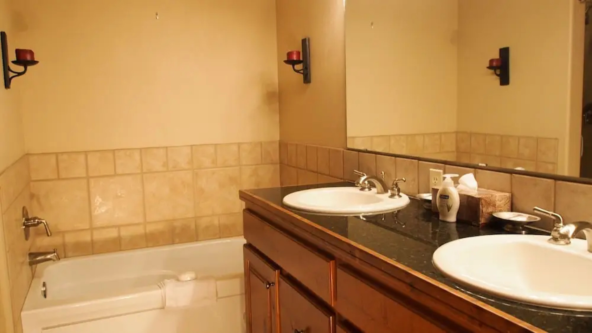 White Pines 3-Bedroom Fox Point at Redstone Village