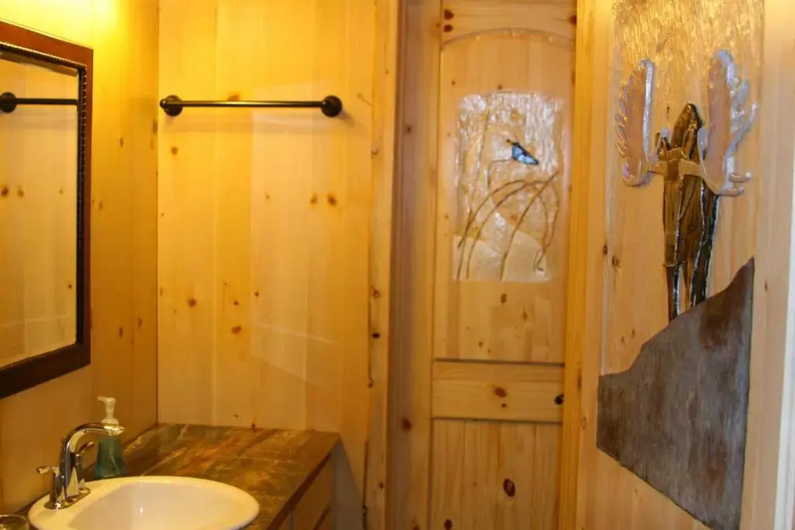 Anchor Point Captain Cook Lodge