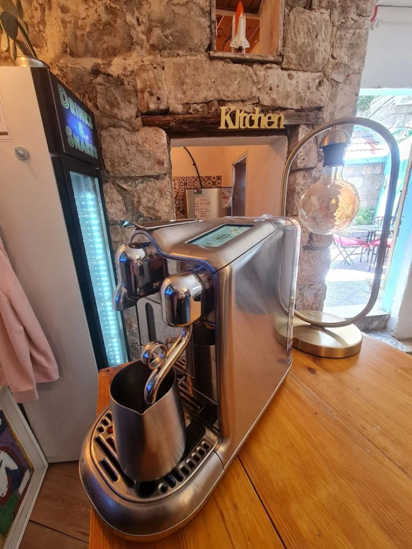 Capsule & Dormitory Space-X