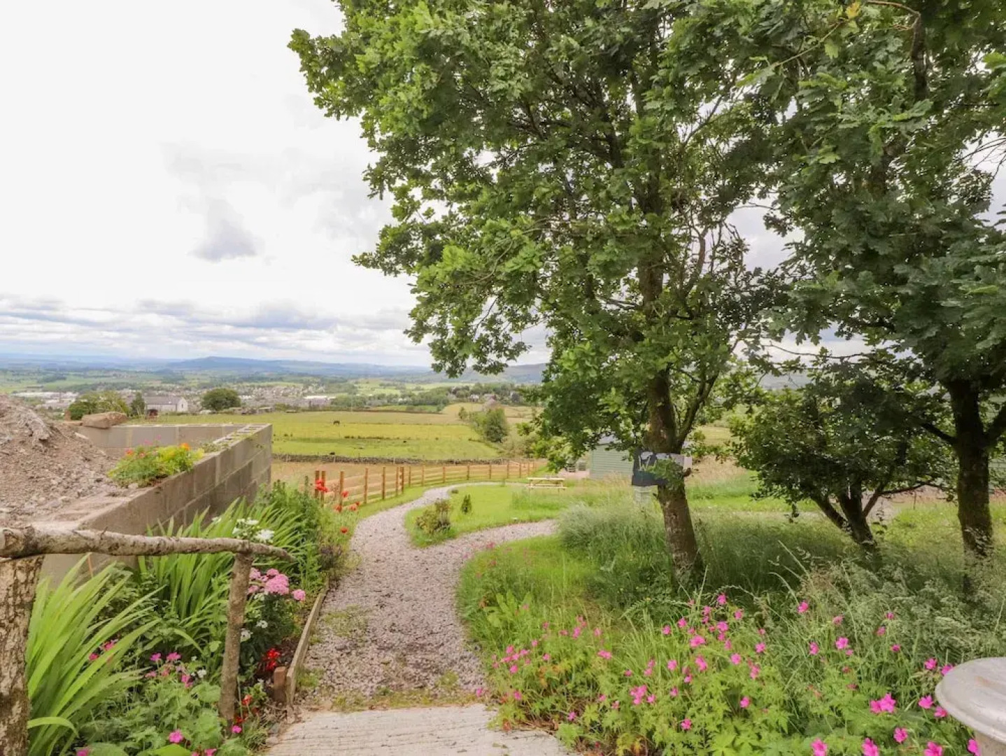 The Herdsman Luxury Shepherds Hut