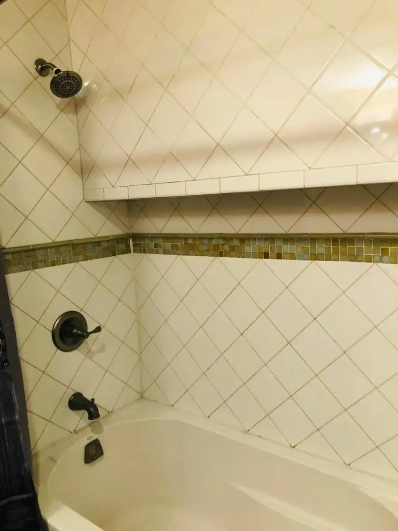 UPDATED Amazing Bi -Level Condo minutes from water views of New York City