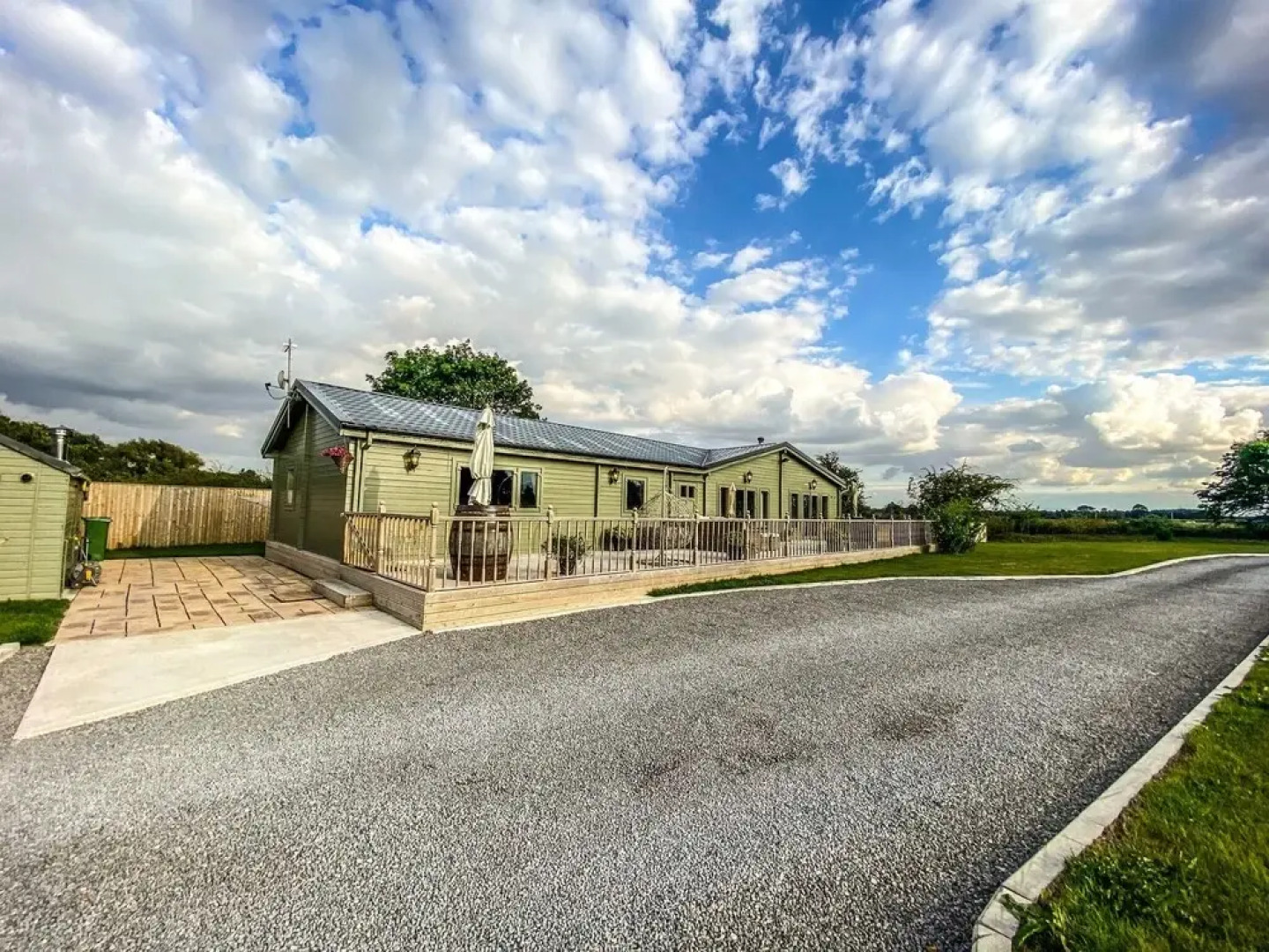 Beautiful 3-bed Luxury Private Lodge in York