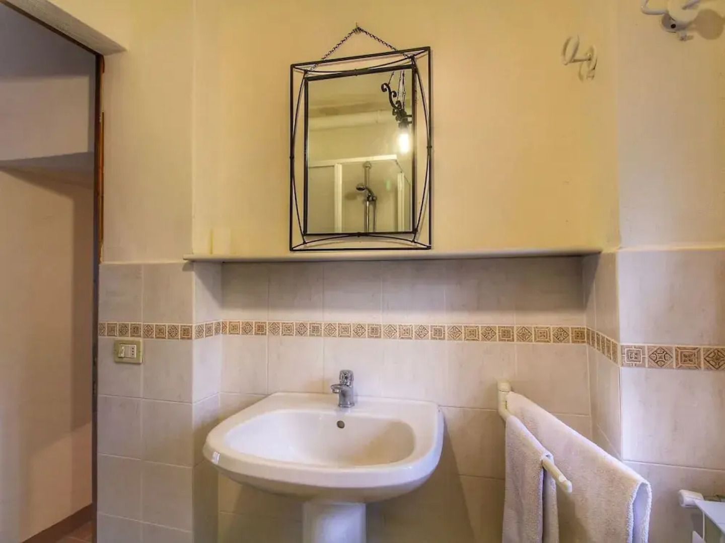 Farmhouse in Umbria Near Palazzo Bourbon