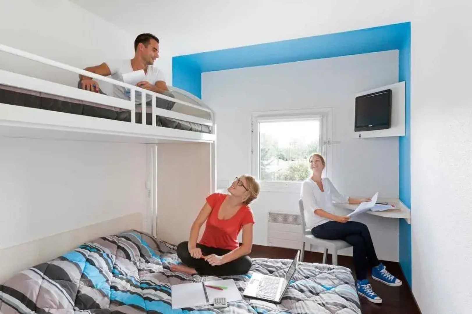 Hotelf1 Bordeaux Est Artigues