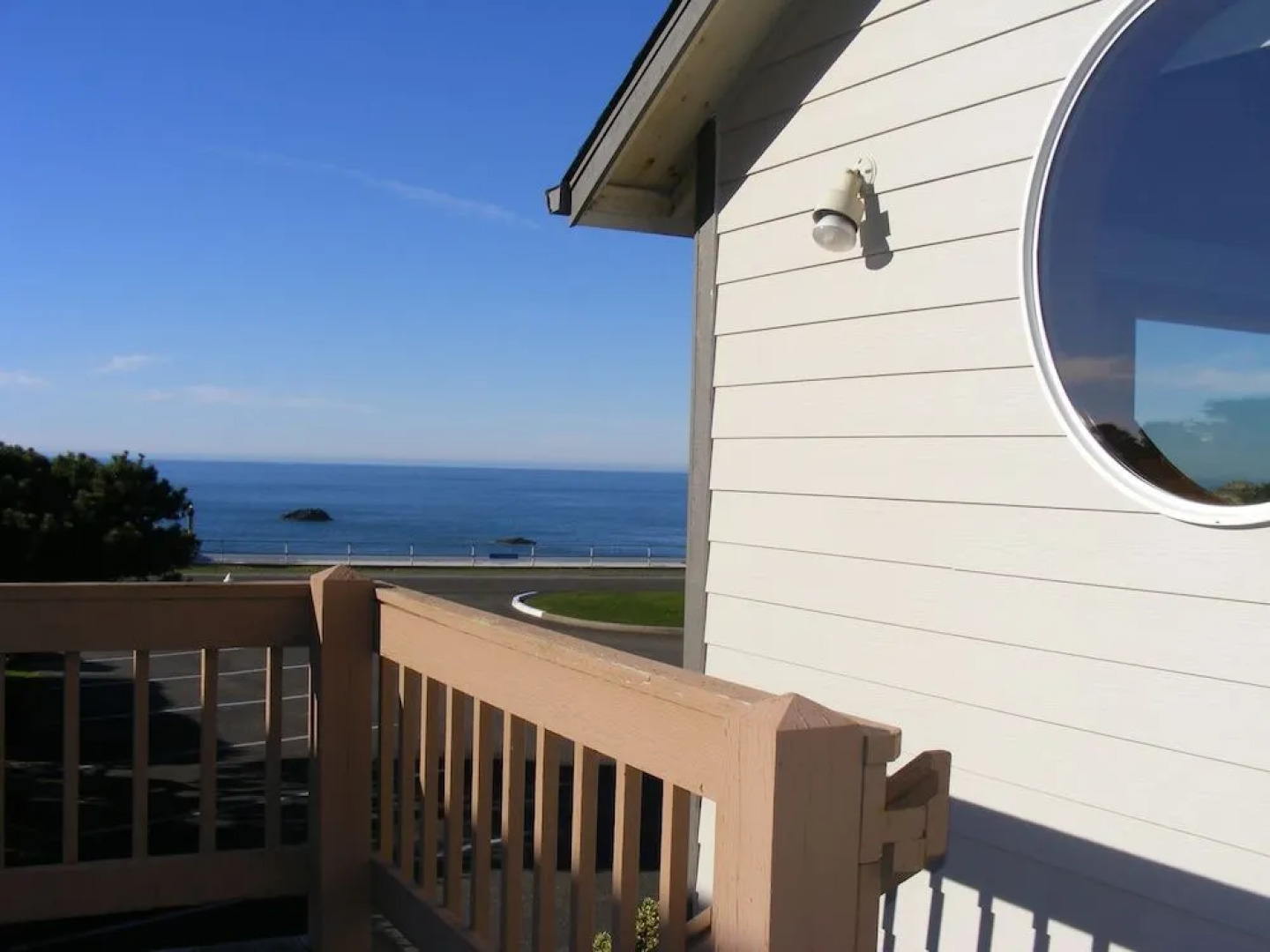 Sunset Oceanfront Lodging