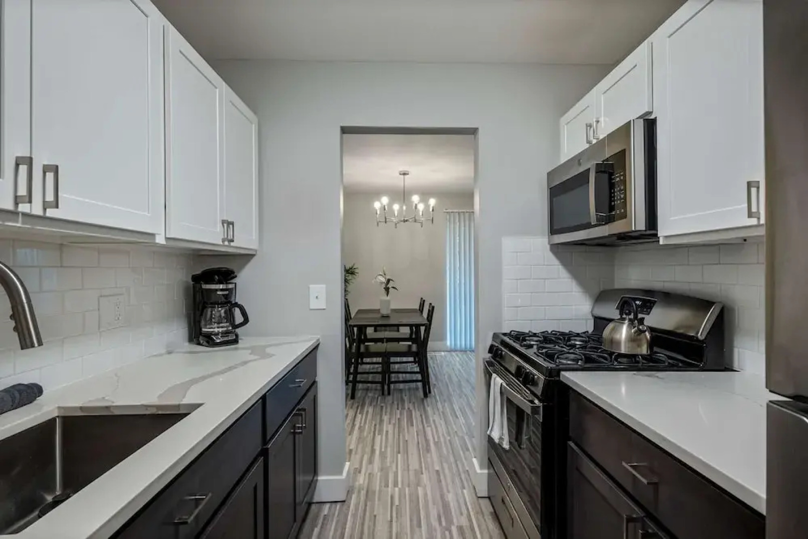 Spacious 2BR 1BA Haven - Perfect for Families