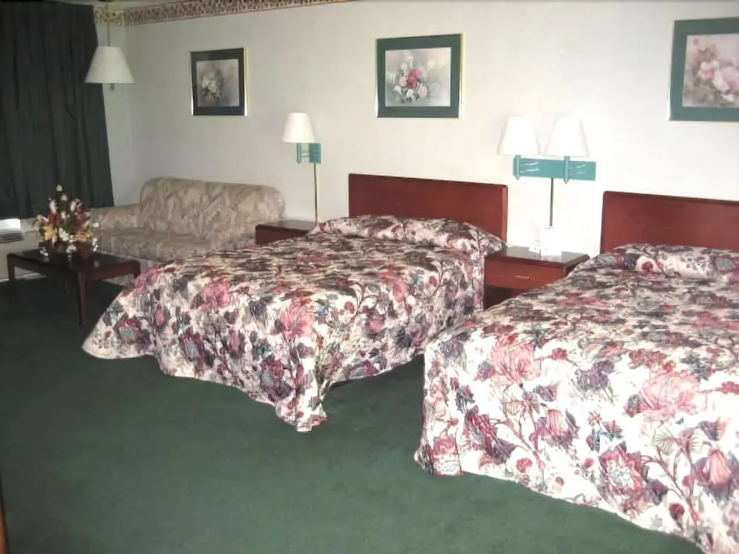 Yorktown Motor Lodge