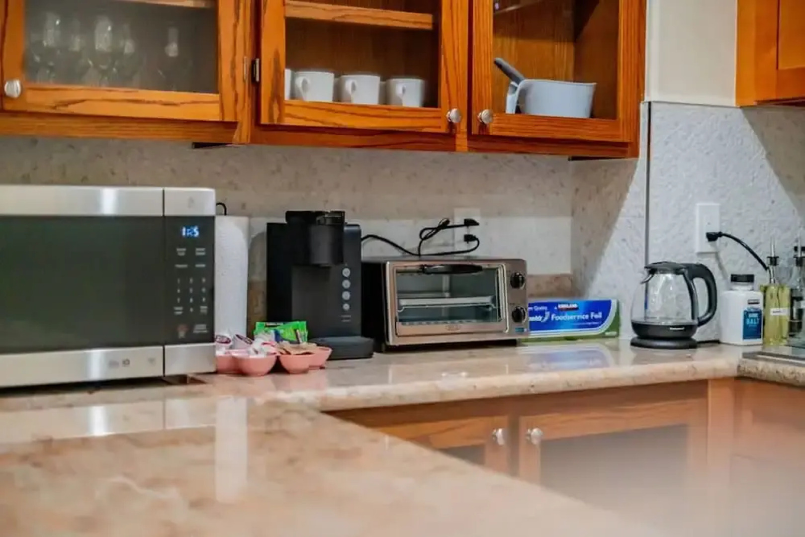 Monterey Park Retreat Spectacular Views Comfort