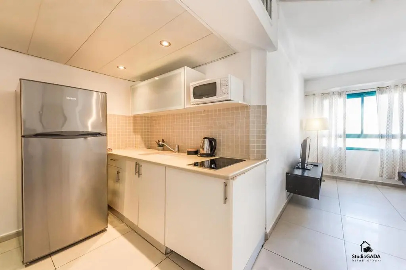 Family Vacation by Lake Kinneret