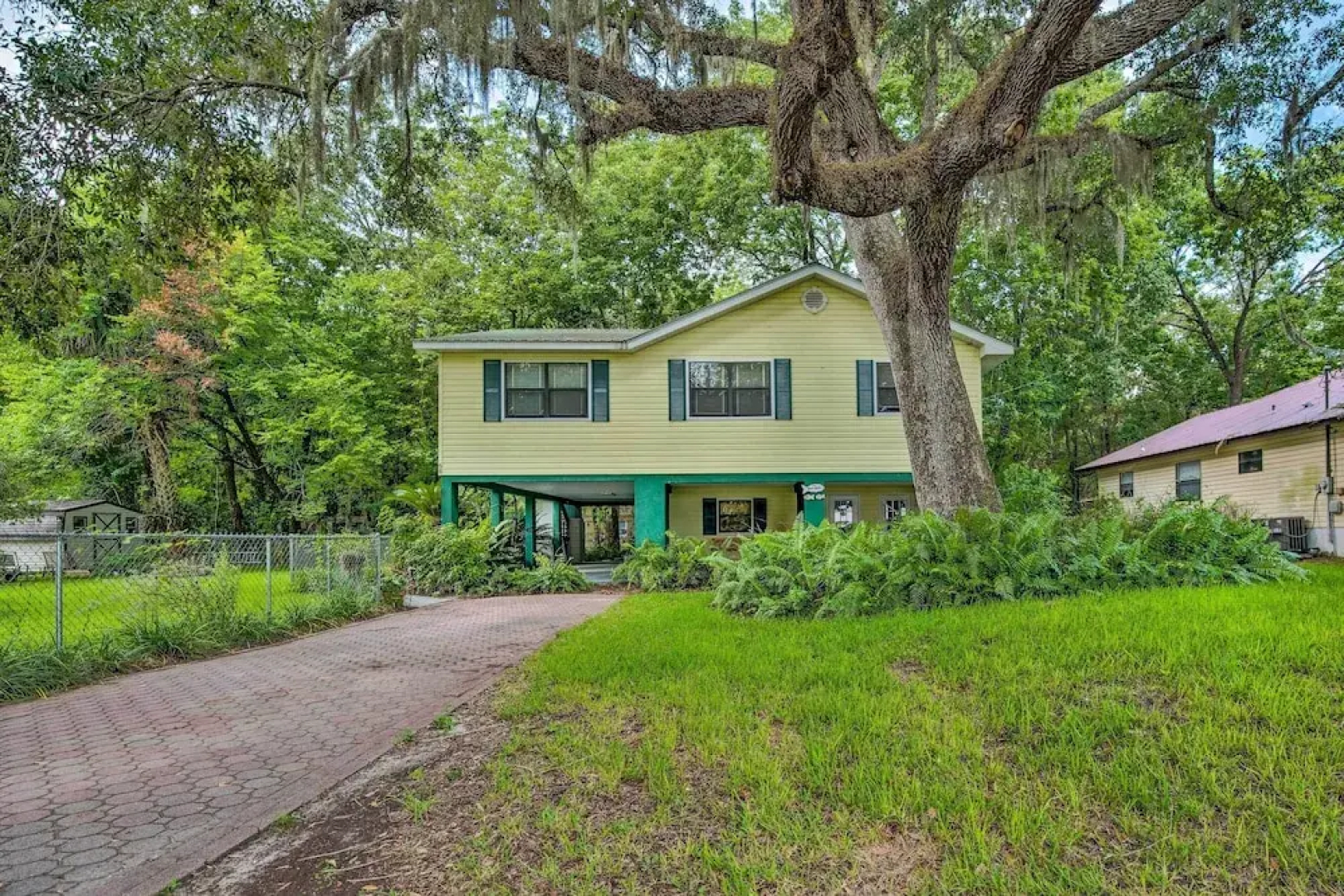 Waterfront Inglis Getaway ~ 5 Mi to the Gulf!