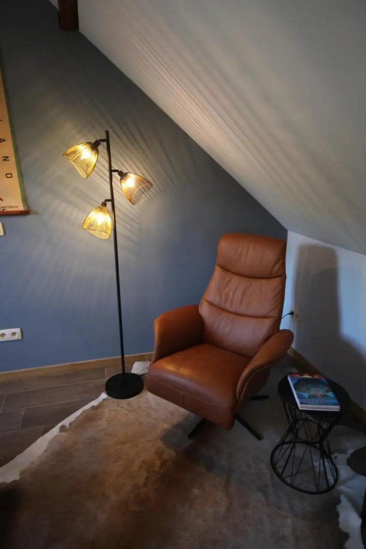 Van Hamme 1642 - 4 bed house