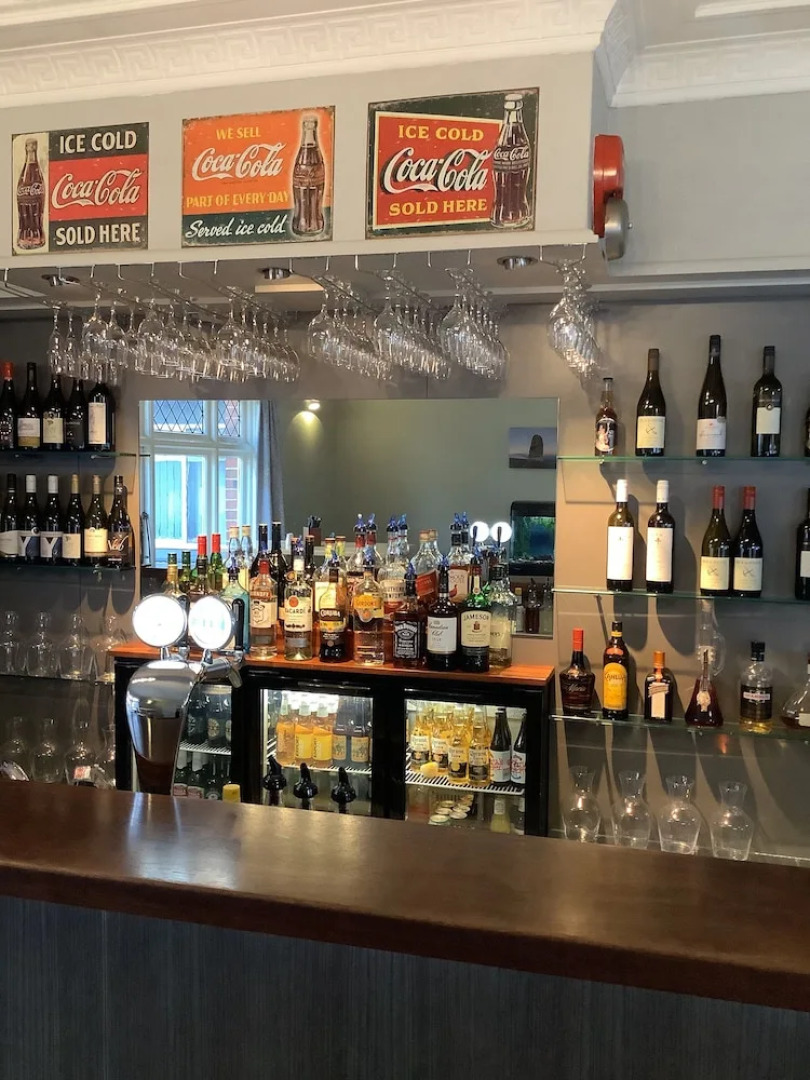 Centennial Court Hotel