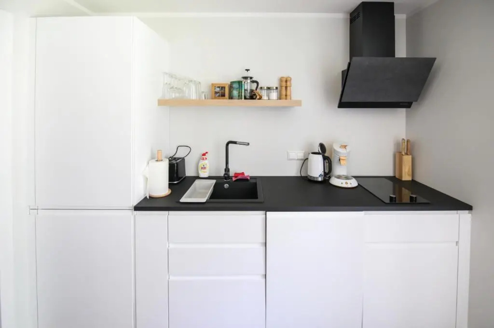 Seaside apartment Albatross, spa and pool