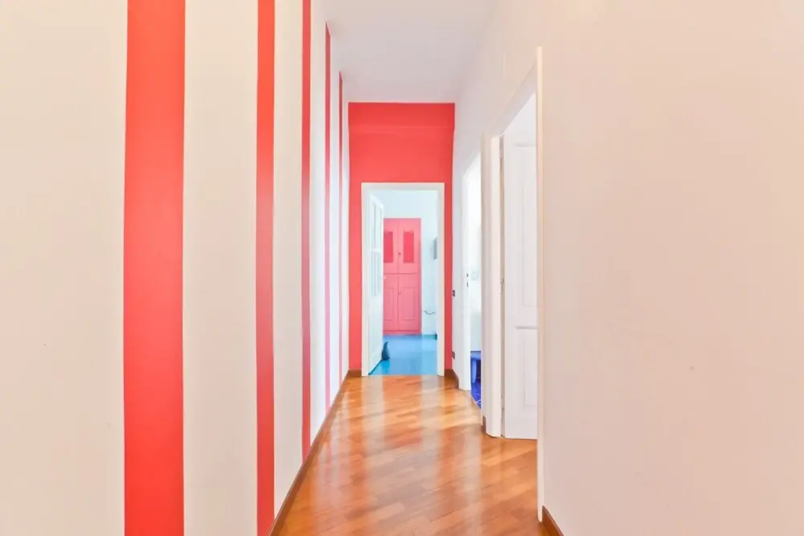 Porta Portese Colorful Flat