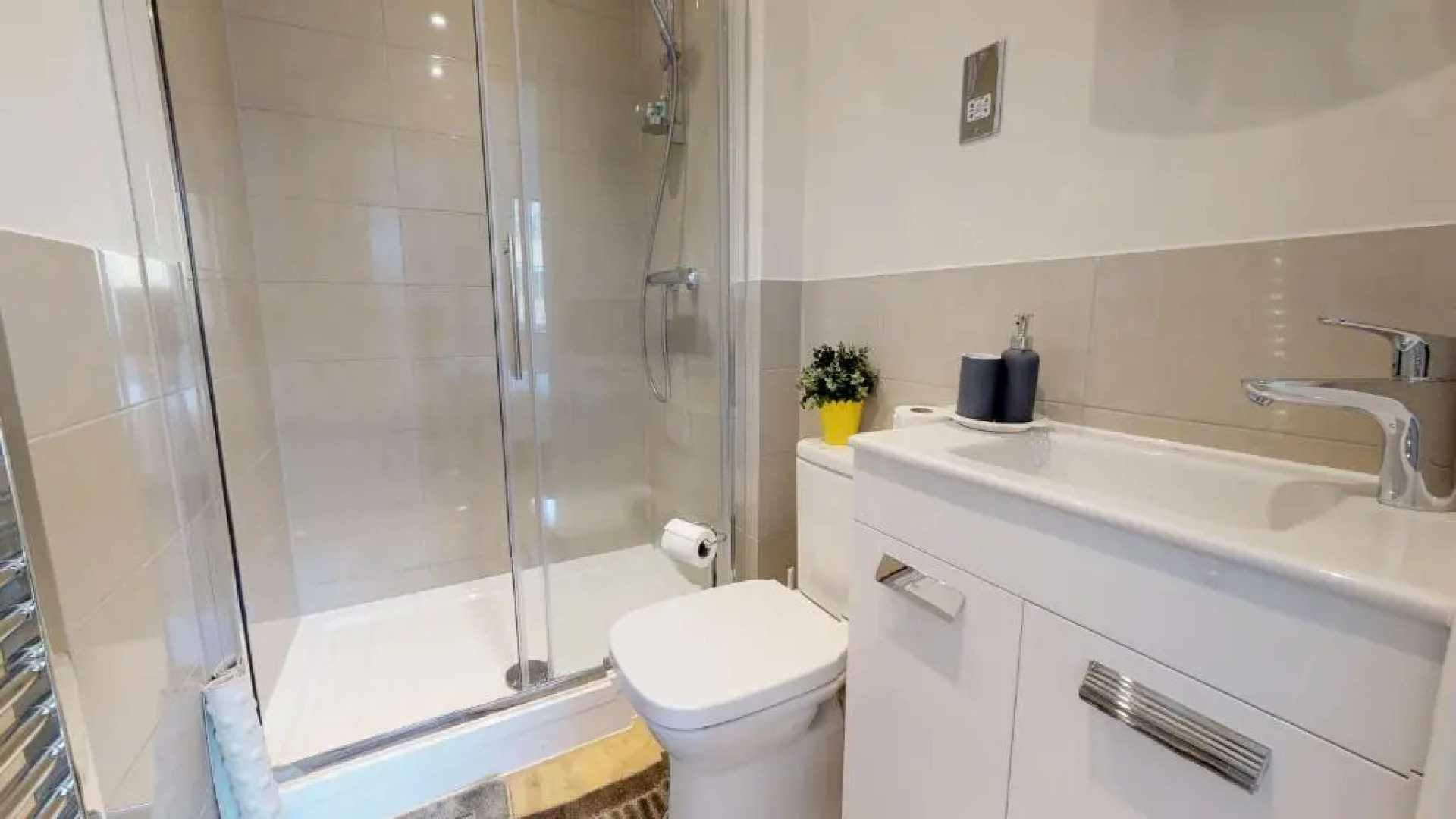 NIKSA Serviced Accommodation - Welwyn Garden City Business Park