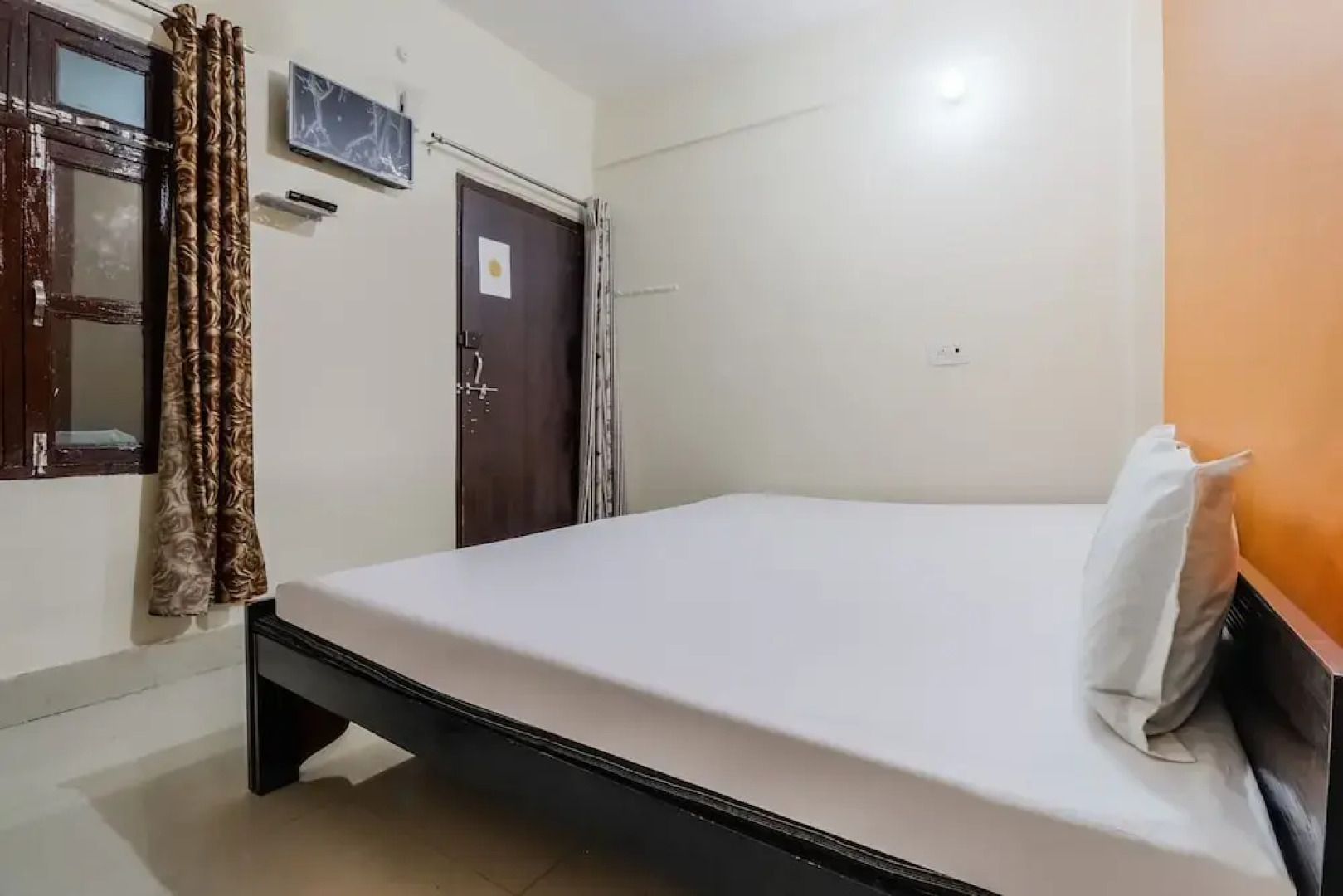 SPOT ON 47680 Hotel Atithi And Restaurant