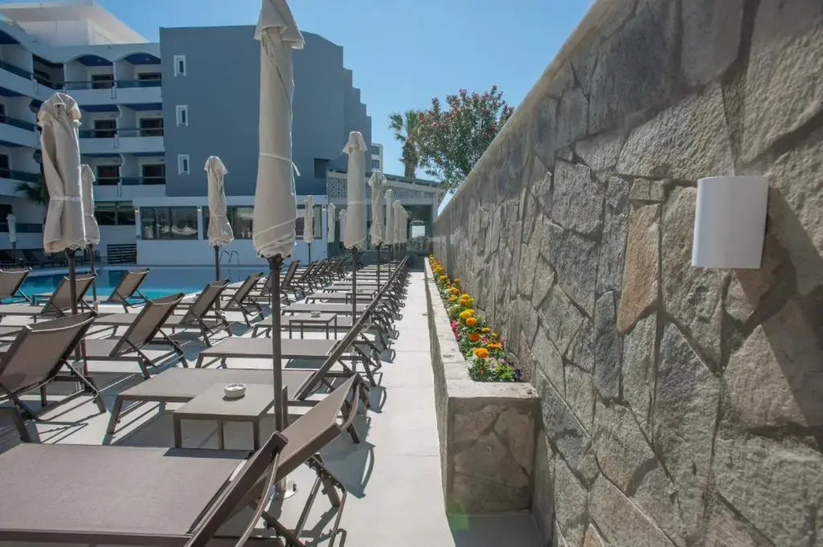 Island Resorts Marisol