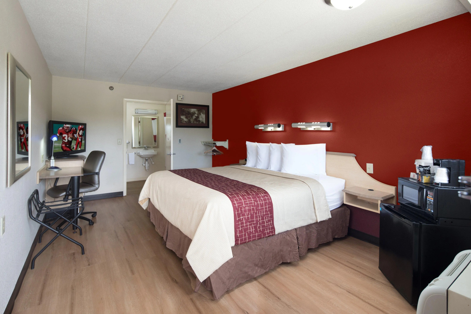 Red Roof Inn Cincinnati Northeast - Blue Ash