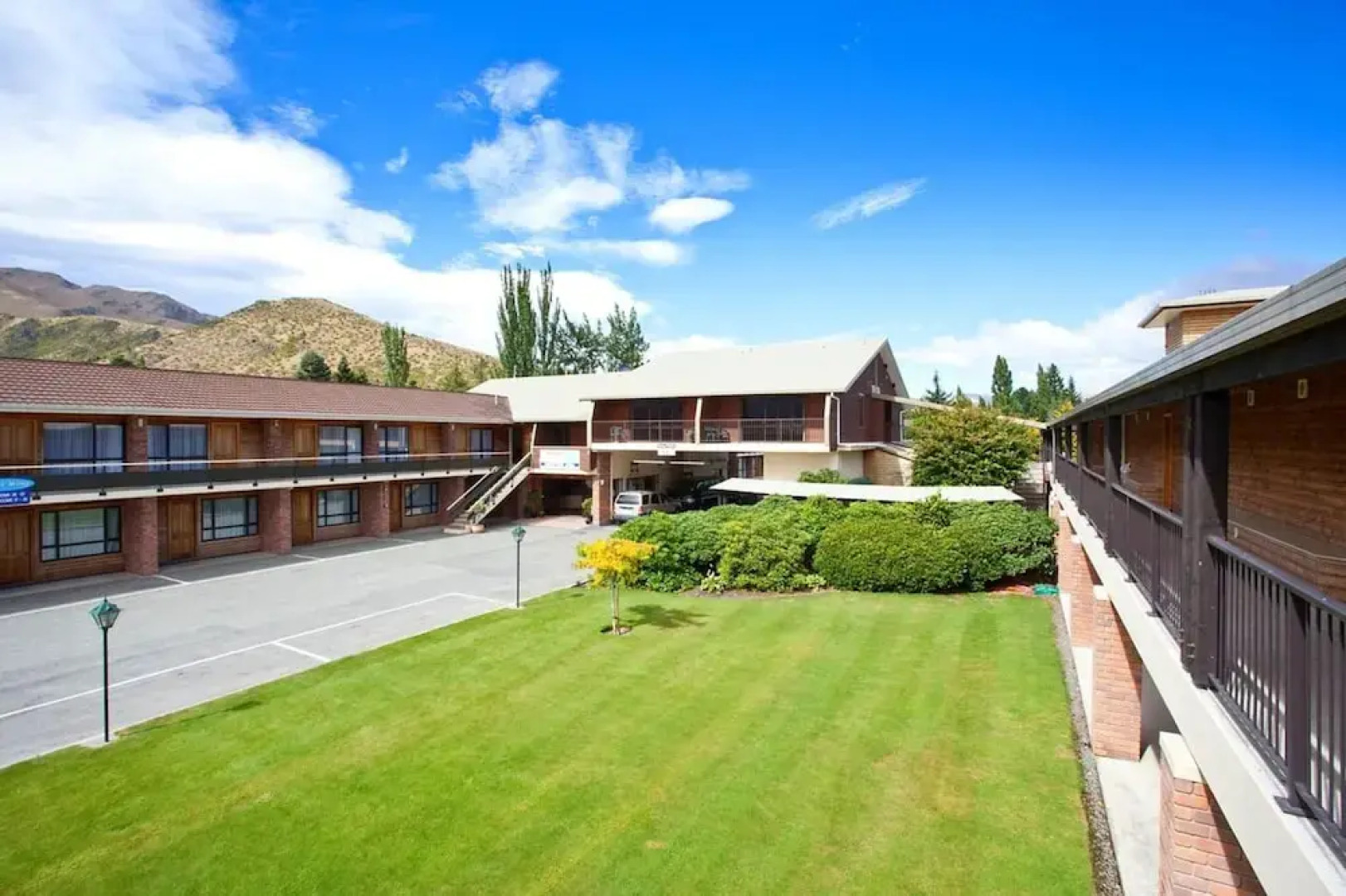 Heritage Gateway Hotel