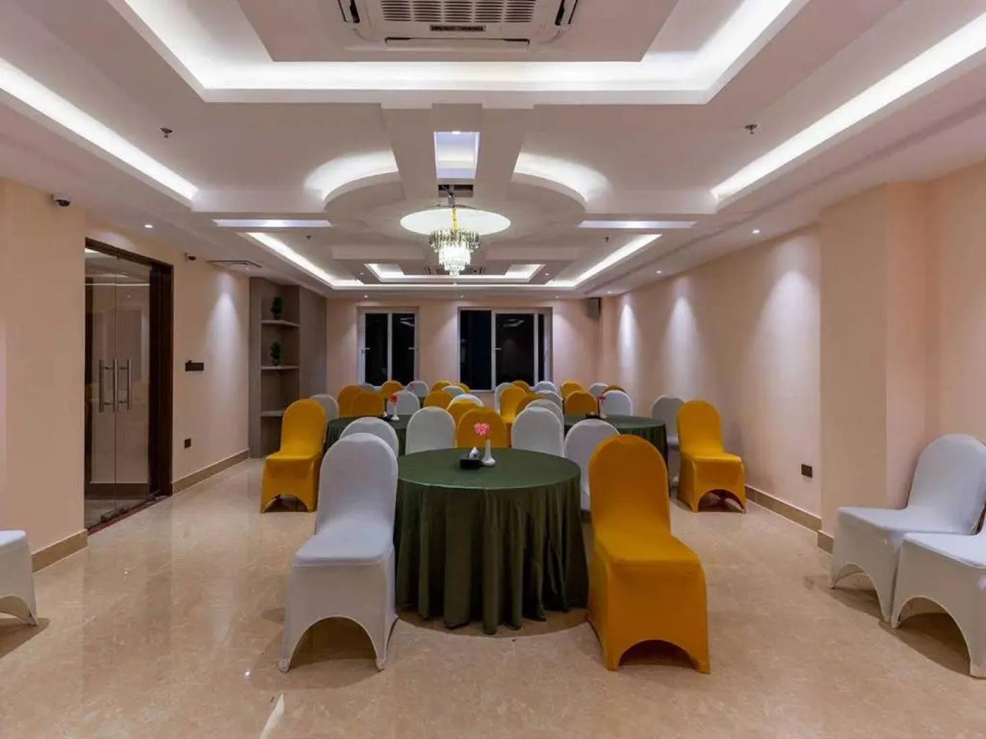 Dream International Hotel