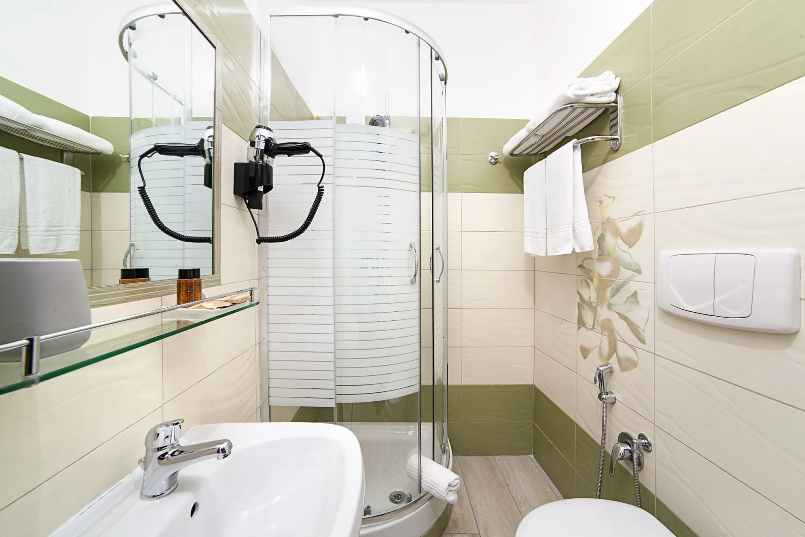 Dada Suites