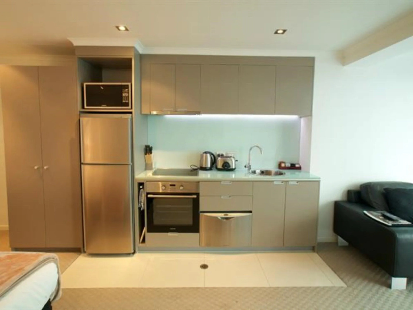 70 Tory Apartment Hotel