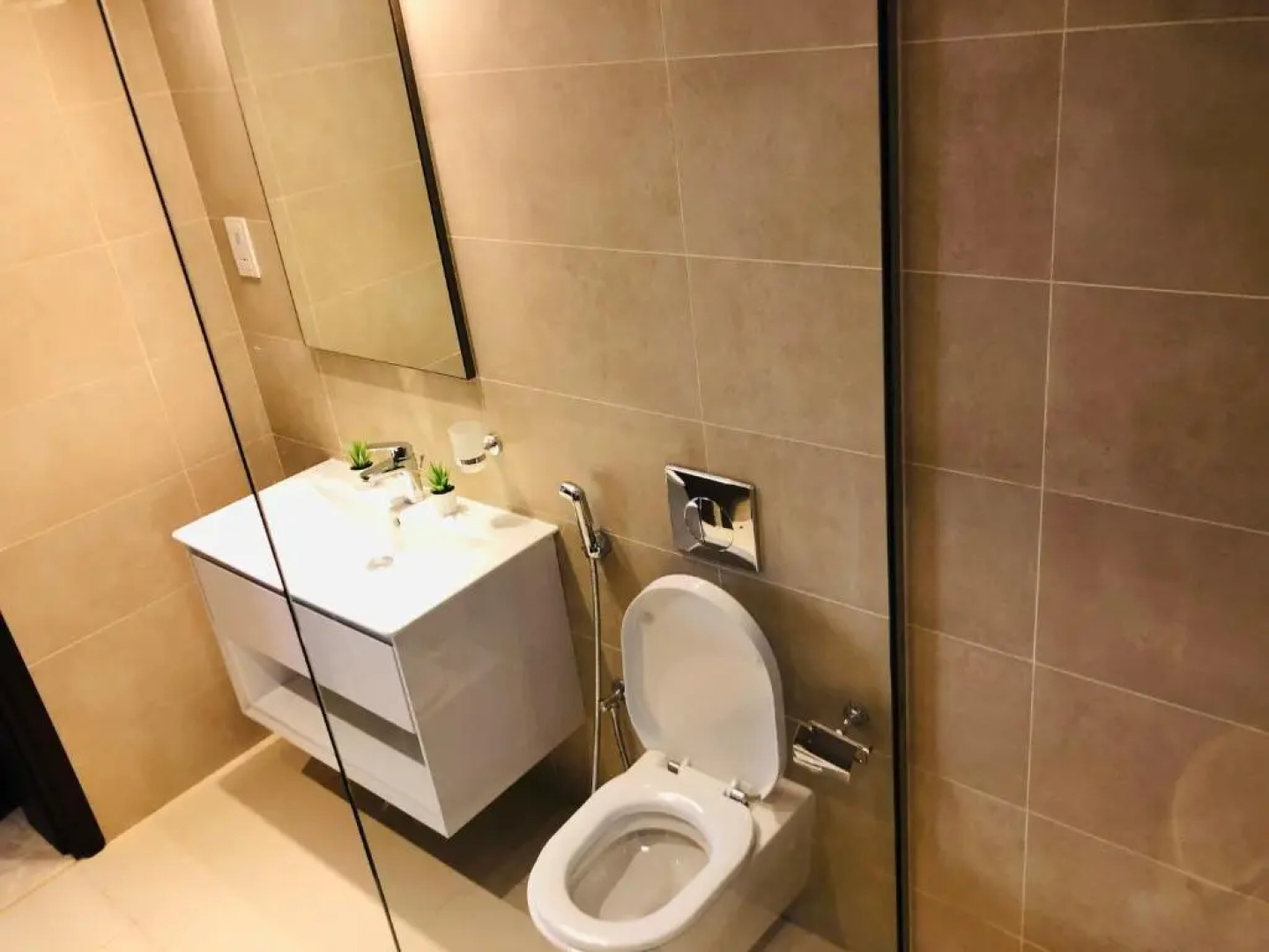 NEW 1-Bedroom in Forest Island + Oceanside View