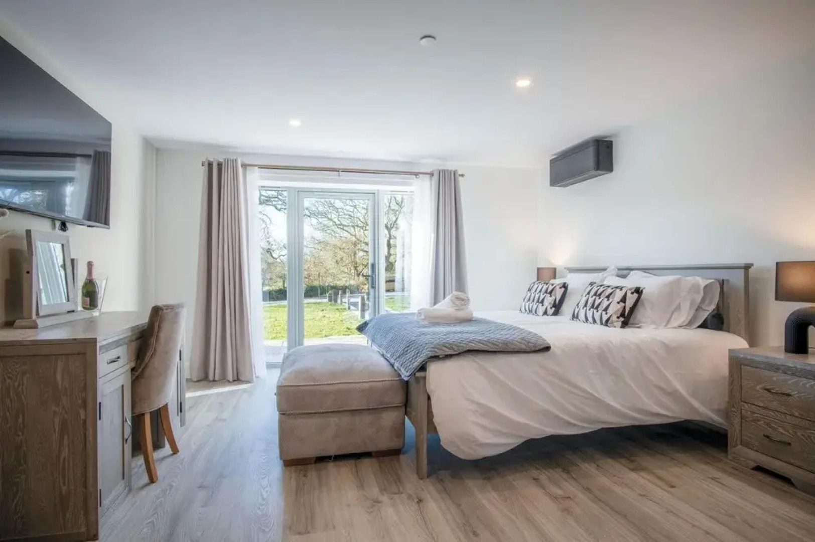 Room 10 - The Sleeping Giant - Pen Y Cae Inn