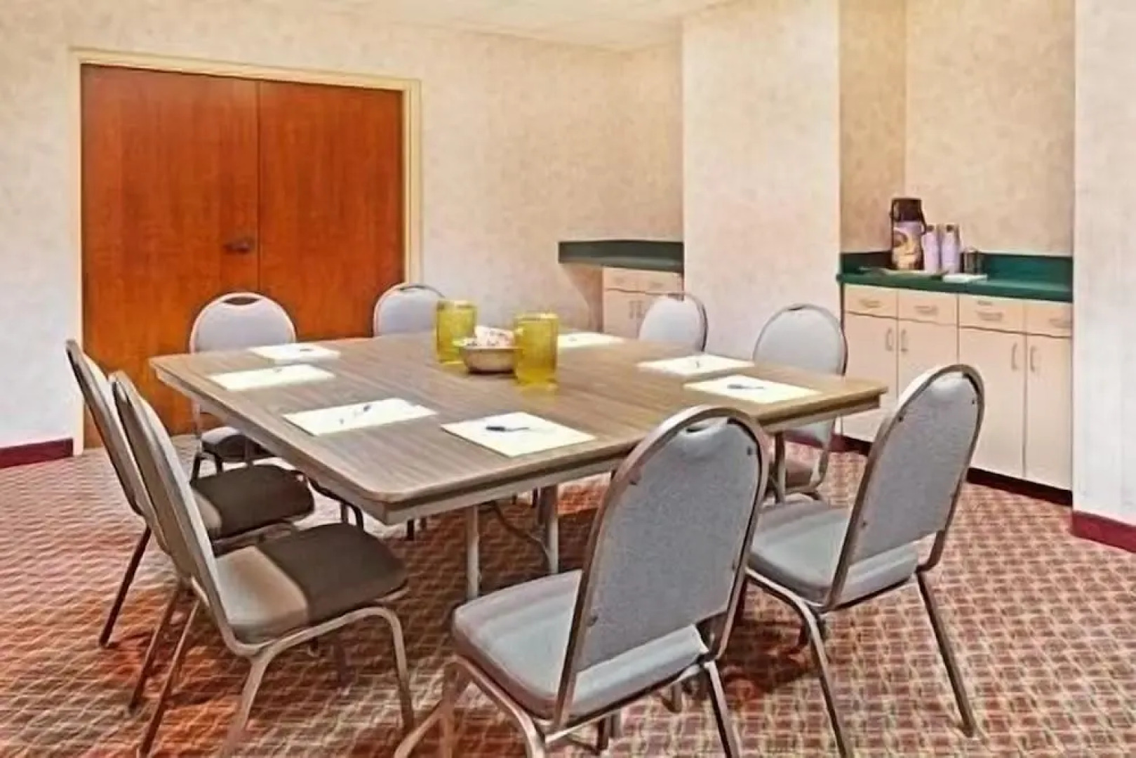 Mountain Inn & Suites - Erwin / I-26 at Exit 40