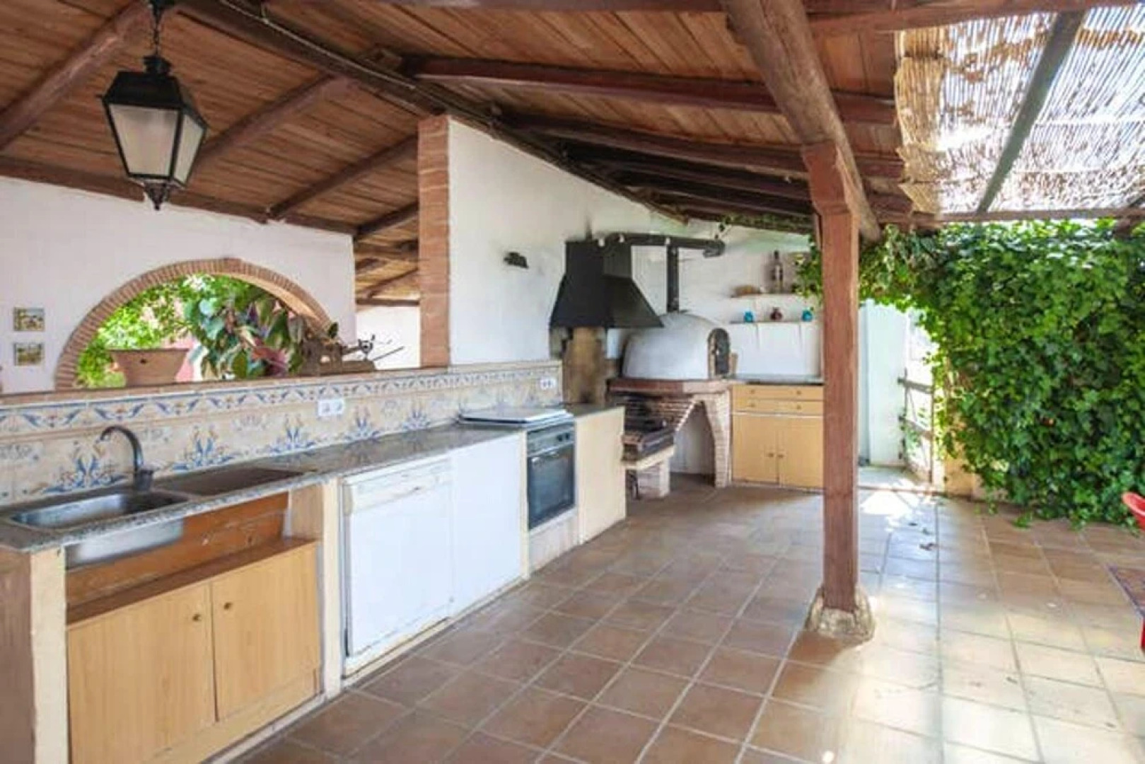 Villa With 4 Bedrooms in Llutxent, With Wonderful Mountain View, Private Pool, Terrace