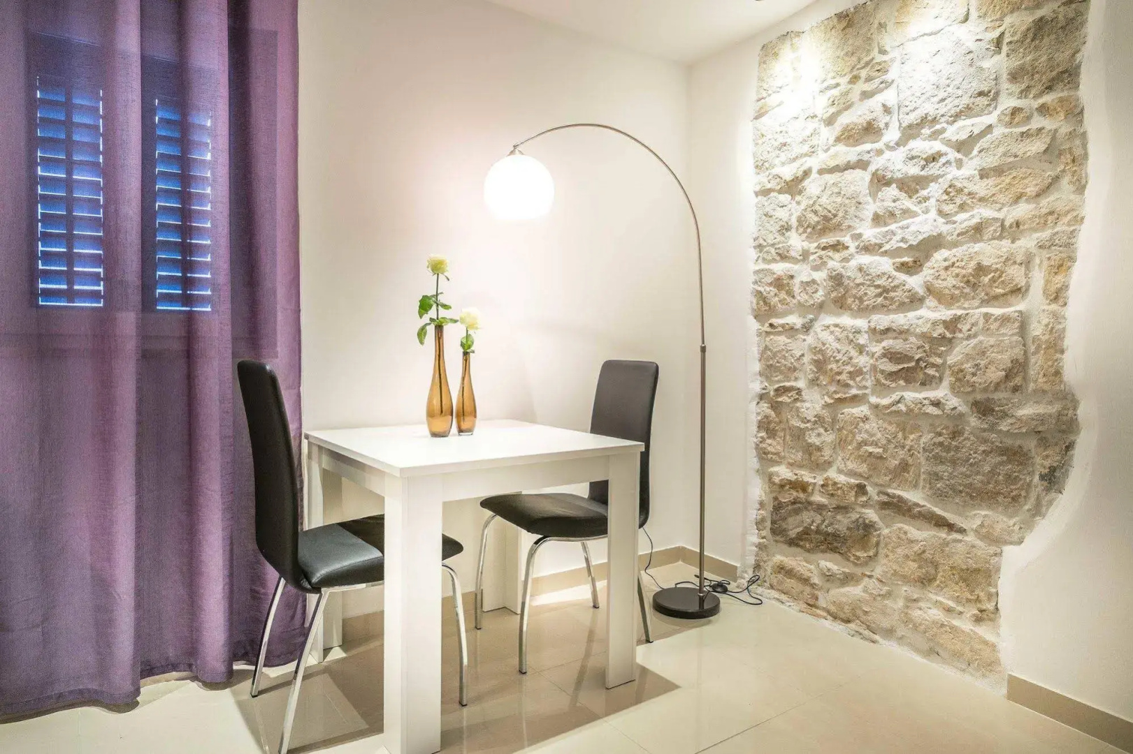 Split Oasis Apartments
