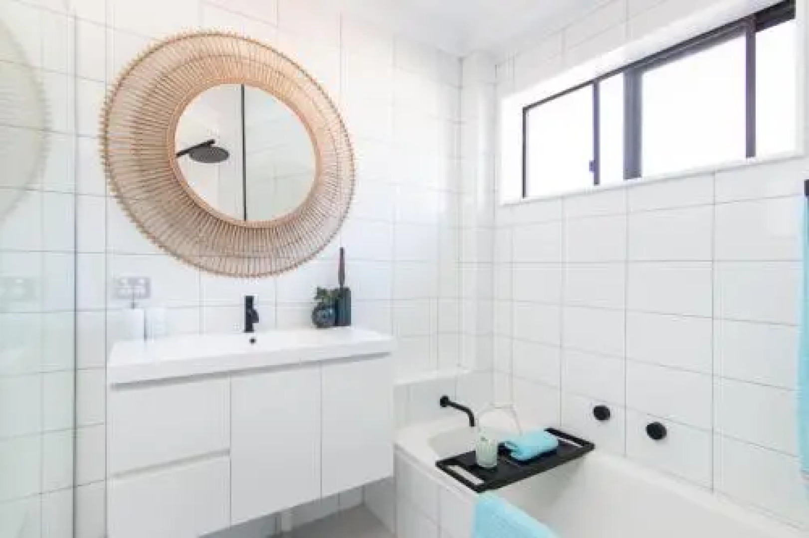 'Time and Tide' 1 - Ground Floor with Water Views