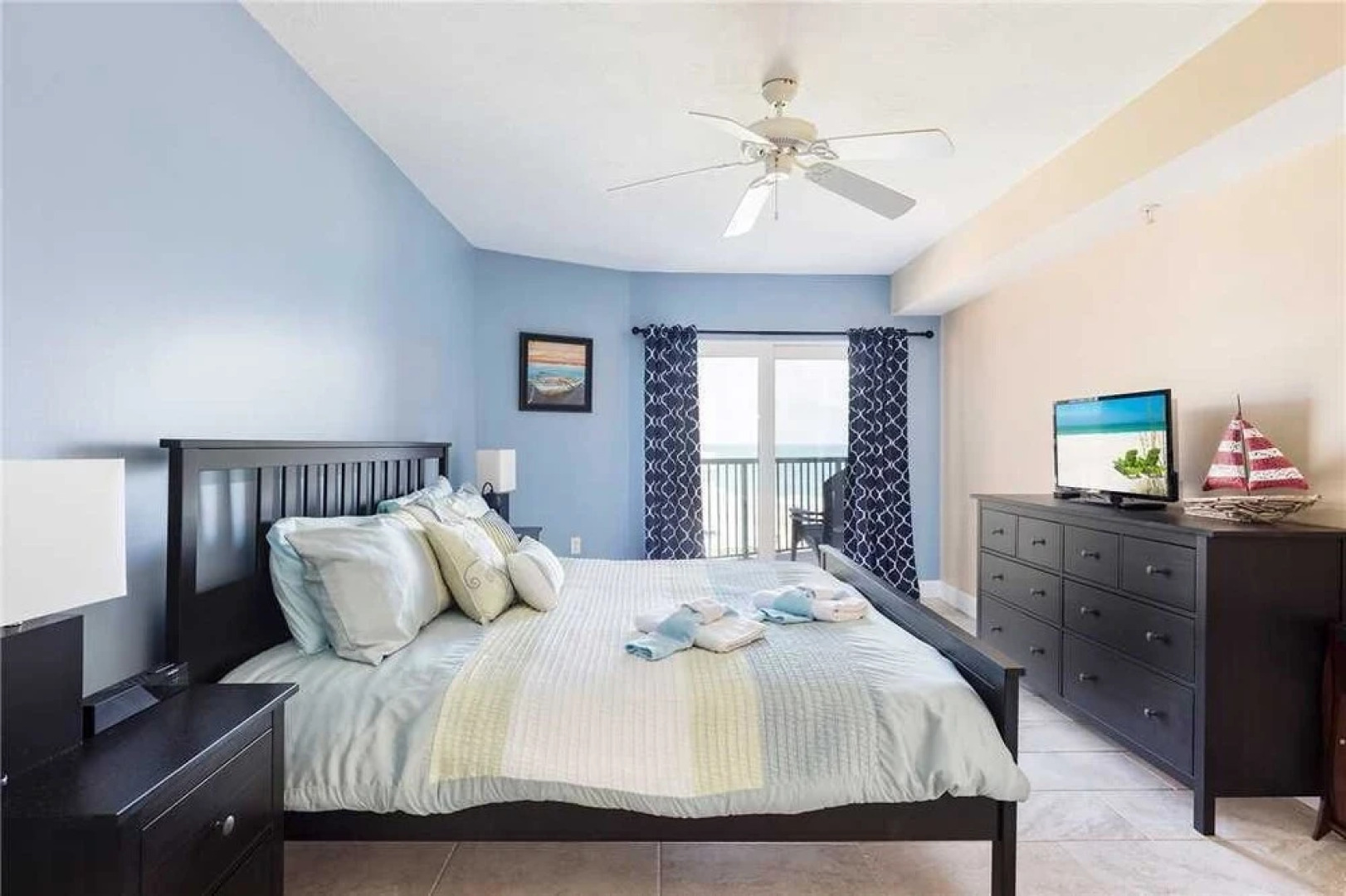 Towers Grande 402 - Two Bedroom Condo