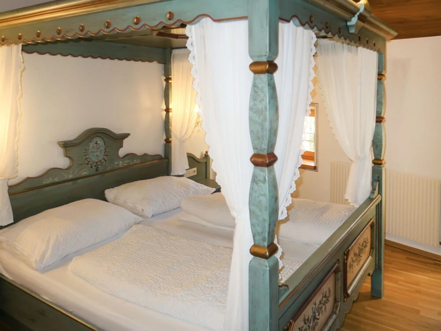 Burg Biedenegg Niedermontani Flie