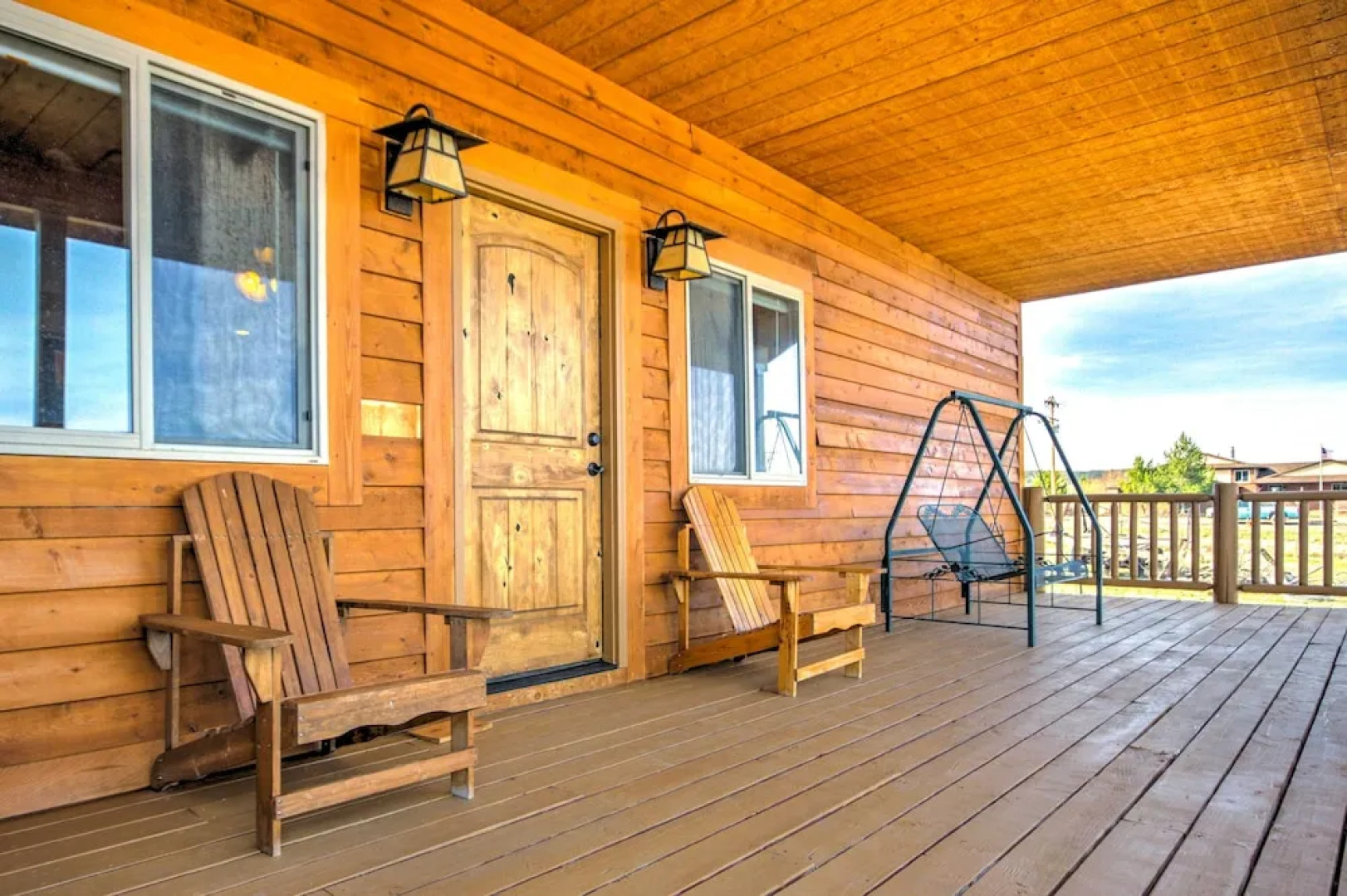 Rustic Bryce Canyon Home w/ Deck on Sevier River!