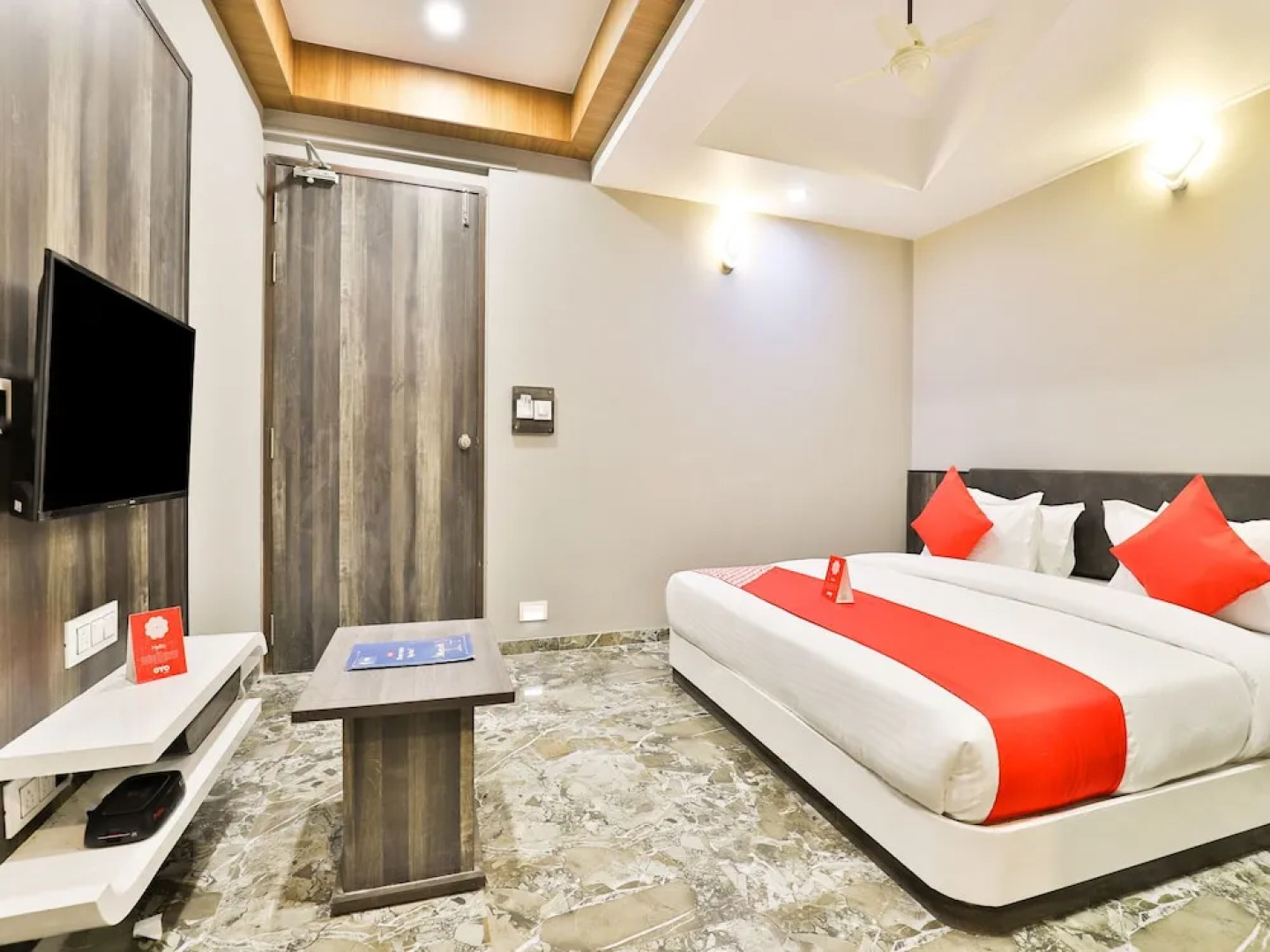 OYO 10962 Hotel Om Balaji