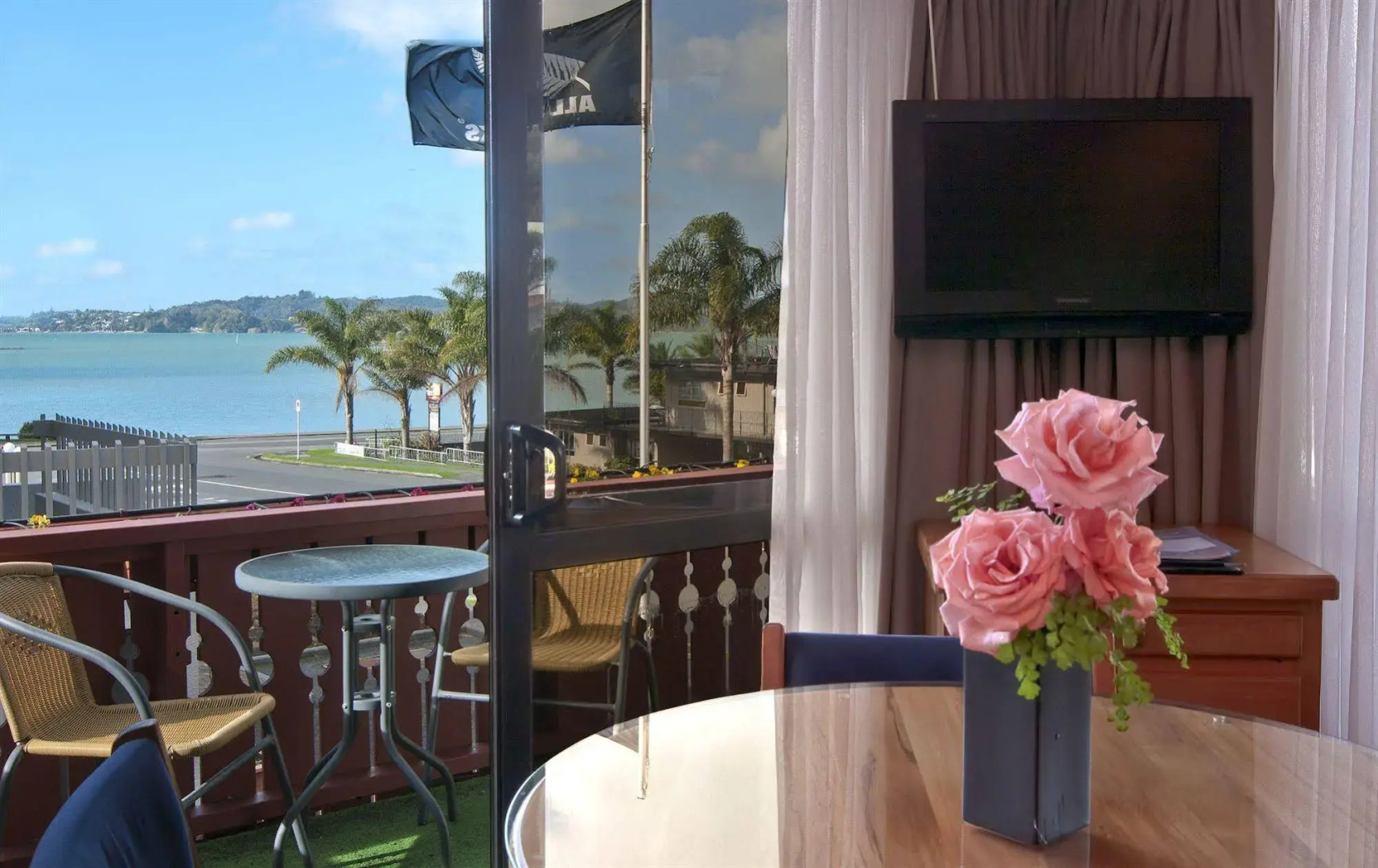 Swiss Chalet Lodge Motel