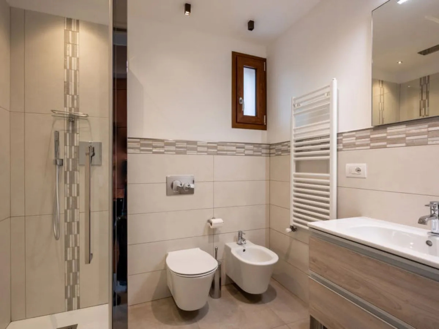 La Maison de Josephine (AOF101)