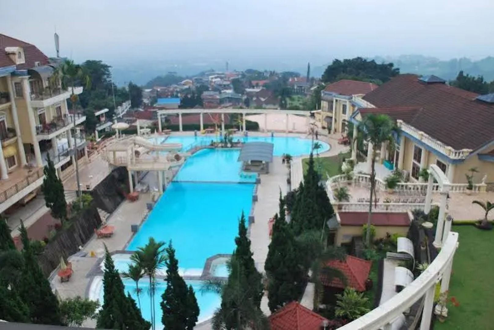 OYO 395 Tretes Raya Hotel